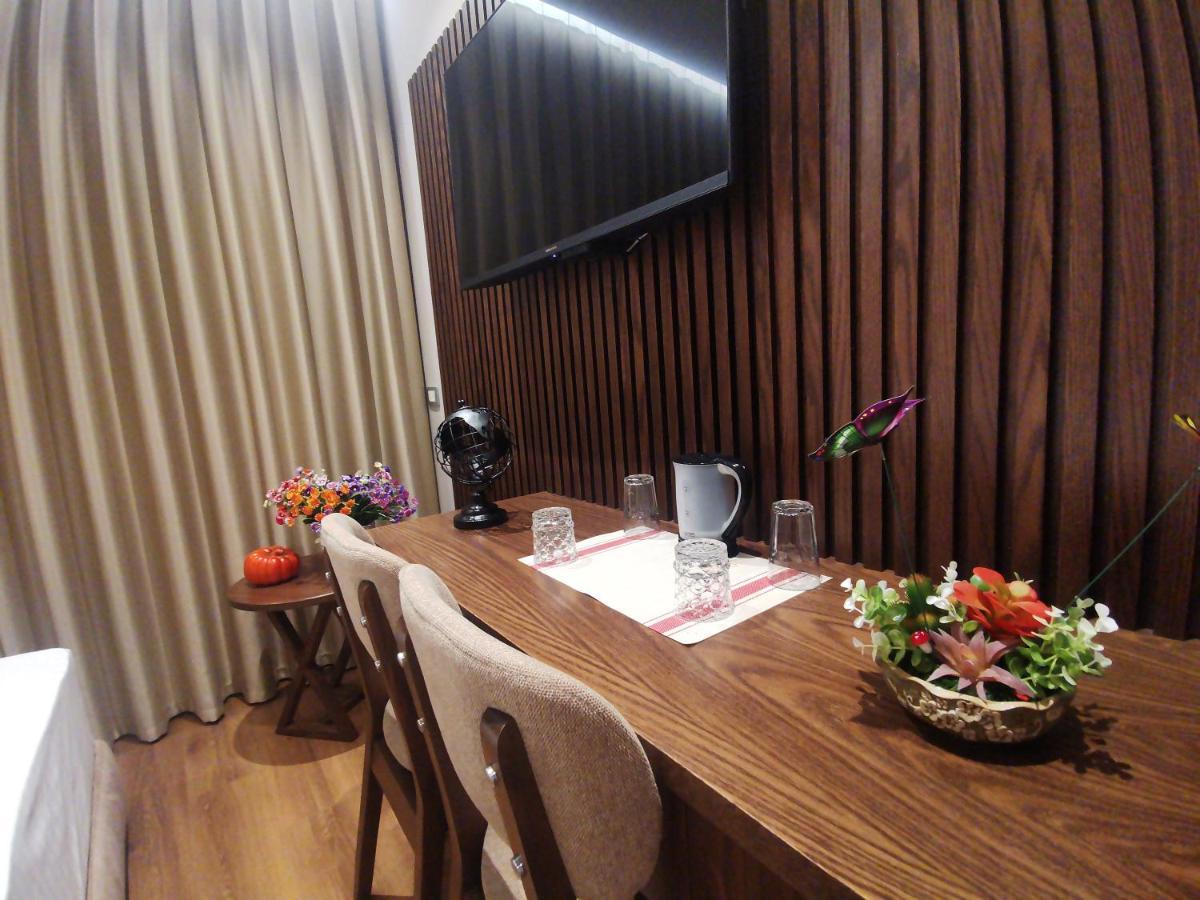 White Crown Hotel Kamez المظهر الخارجي الصورة